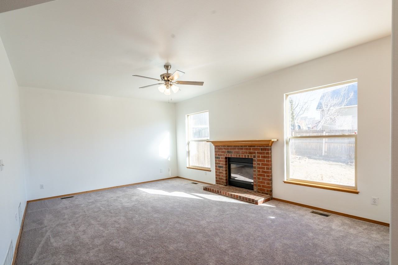 4169 Ascendant Dr - Photo 7 of 29