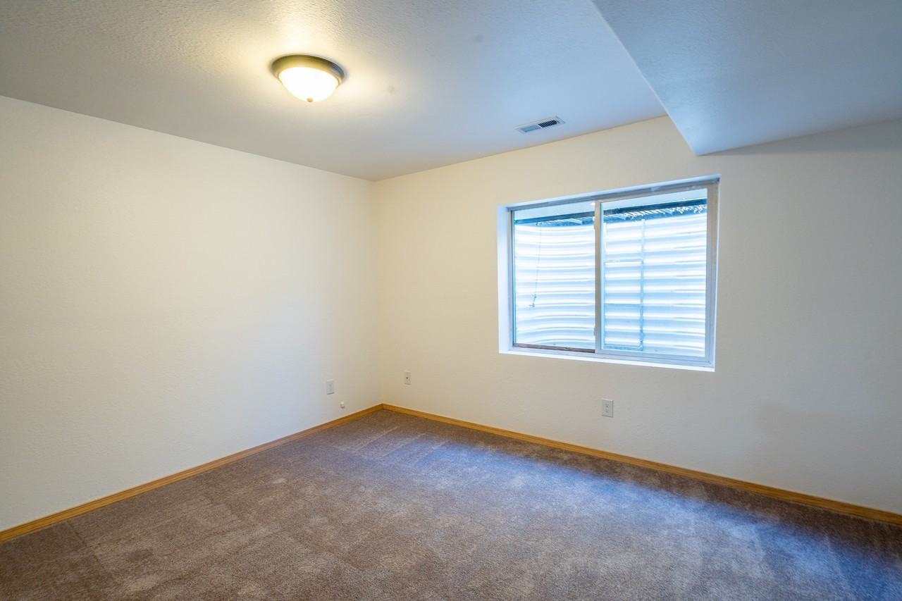 4169 Ascendant Dr - Photo 2 of 29