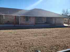 featured image of 1750 S May Ave