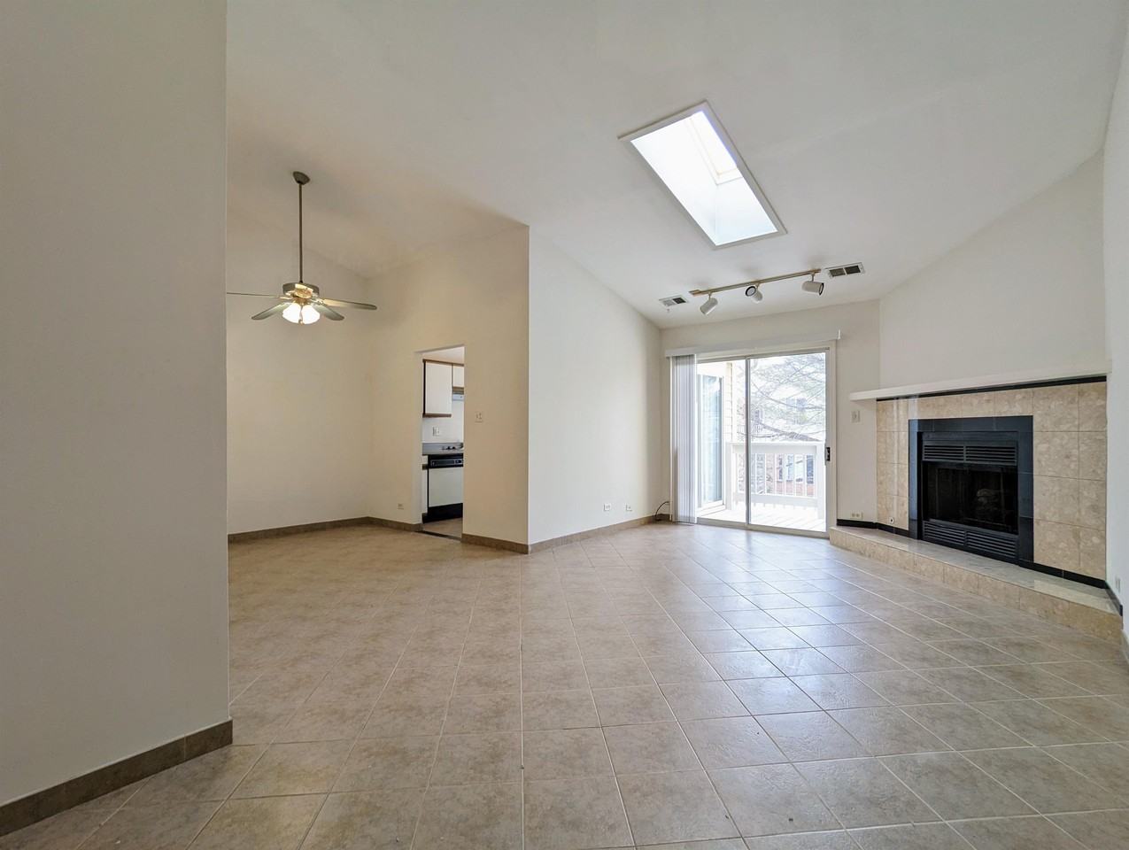 1361 E Evergreen Dr #1 - Photo 3 of 11