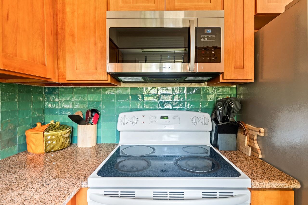 7507 Se 69th Ave - Photo 2 of 25