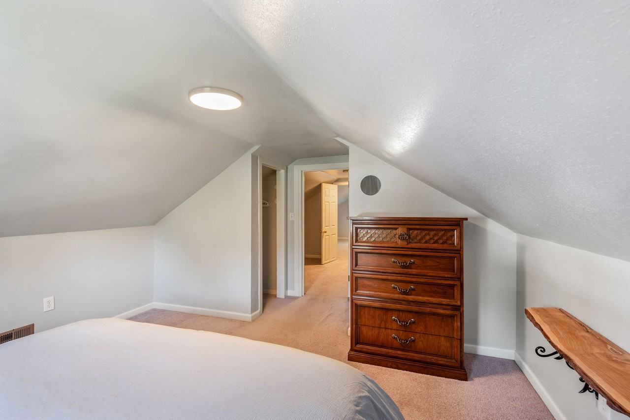 7507 Se 69th Ave - Photo 6 of 25