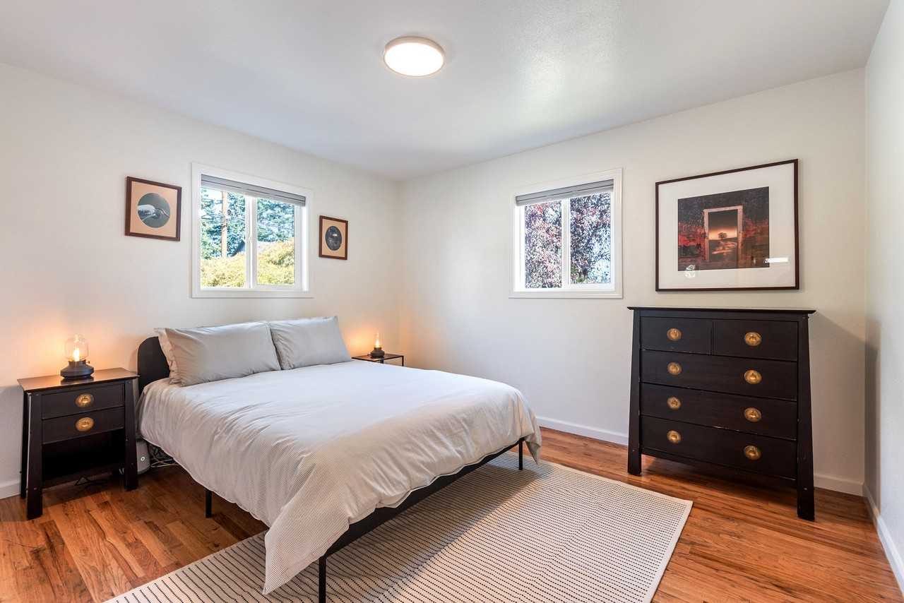 7507 Se 69th Ave - Photo 2 of 25