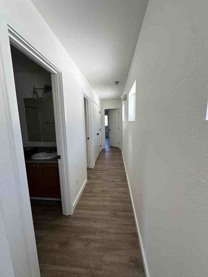 4209 Mckinley St Ne - Photo 7 of 30