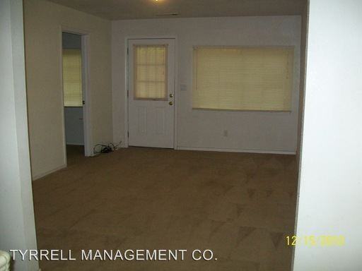 19561 Wallace Rd - Photo 3 of 4