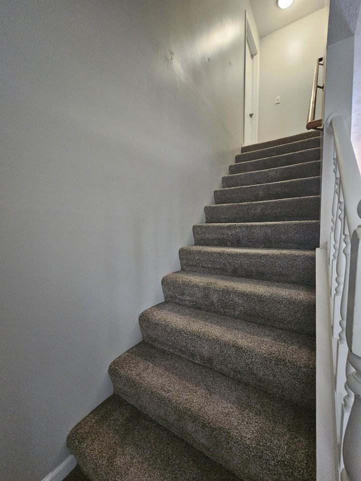 19 Boardwalk Cir - Photo 5 of 29