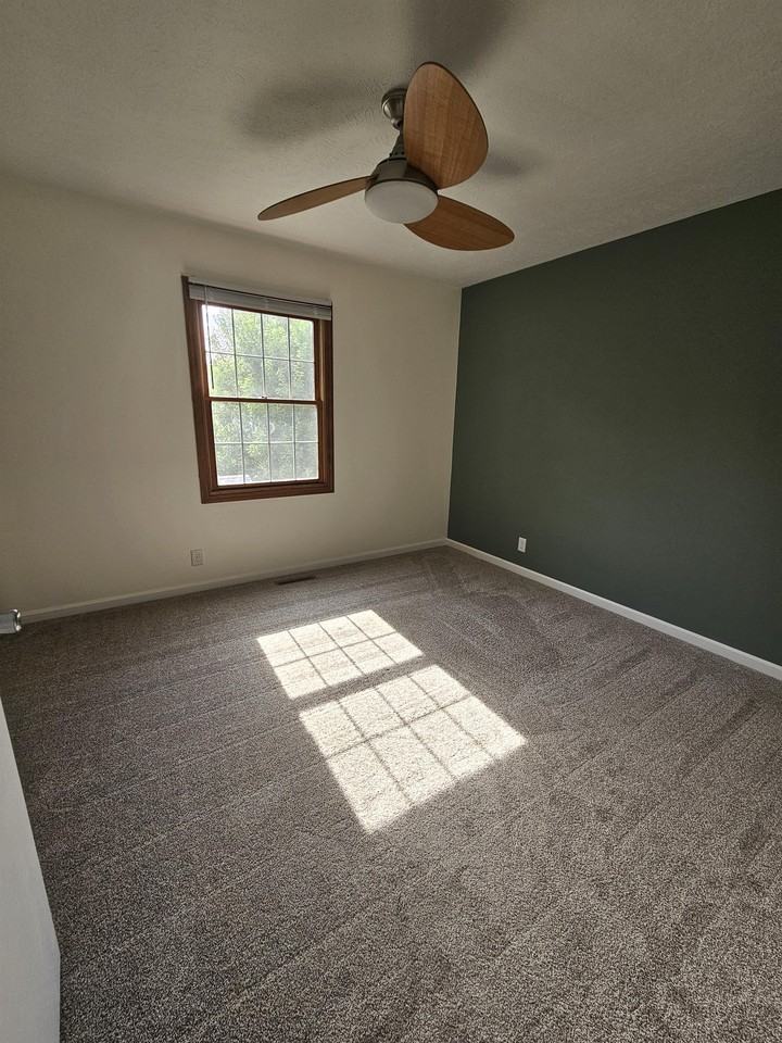 19 Boardwalk Cir - Photo 7 of 29