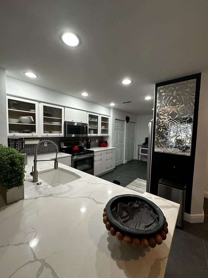 9110 Southmont Cv #109 - Photo 5 of 24