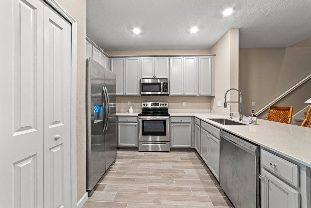 2593 Sandy Dune Dr #1 - Photo 6 of 38