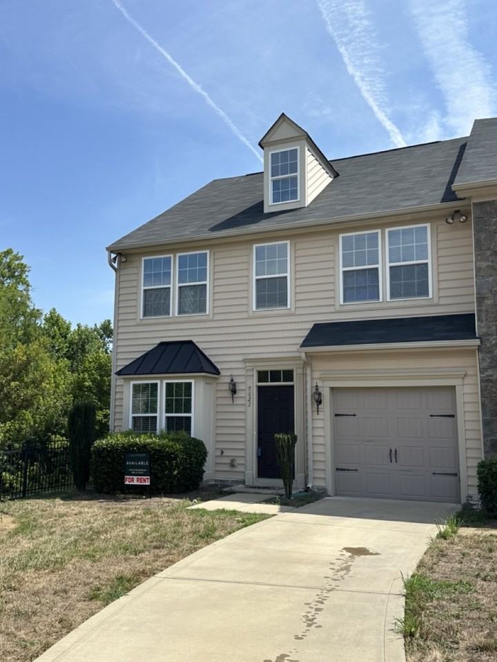 9622 Springholm Dr #1 - Photo 2 of 31