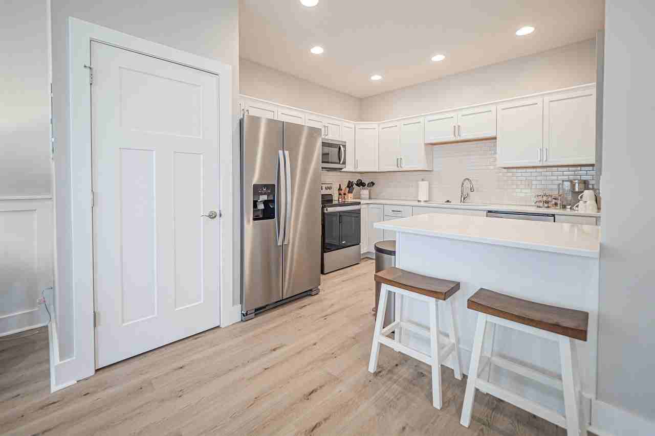 6147 Boston Way #6147 - Photo 7 of 21