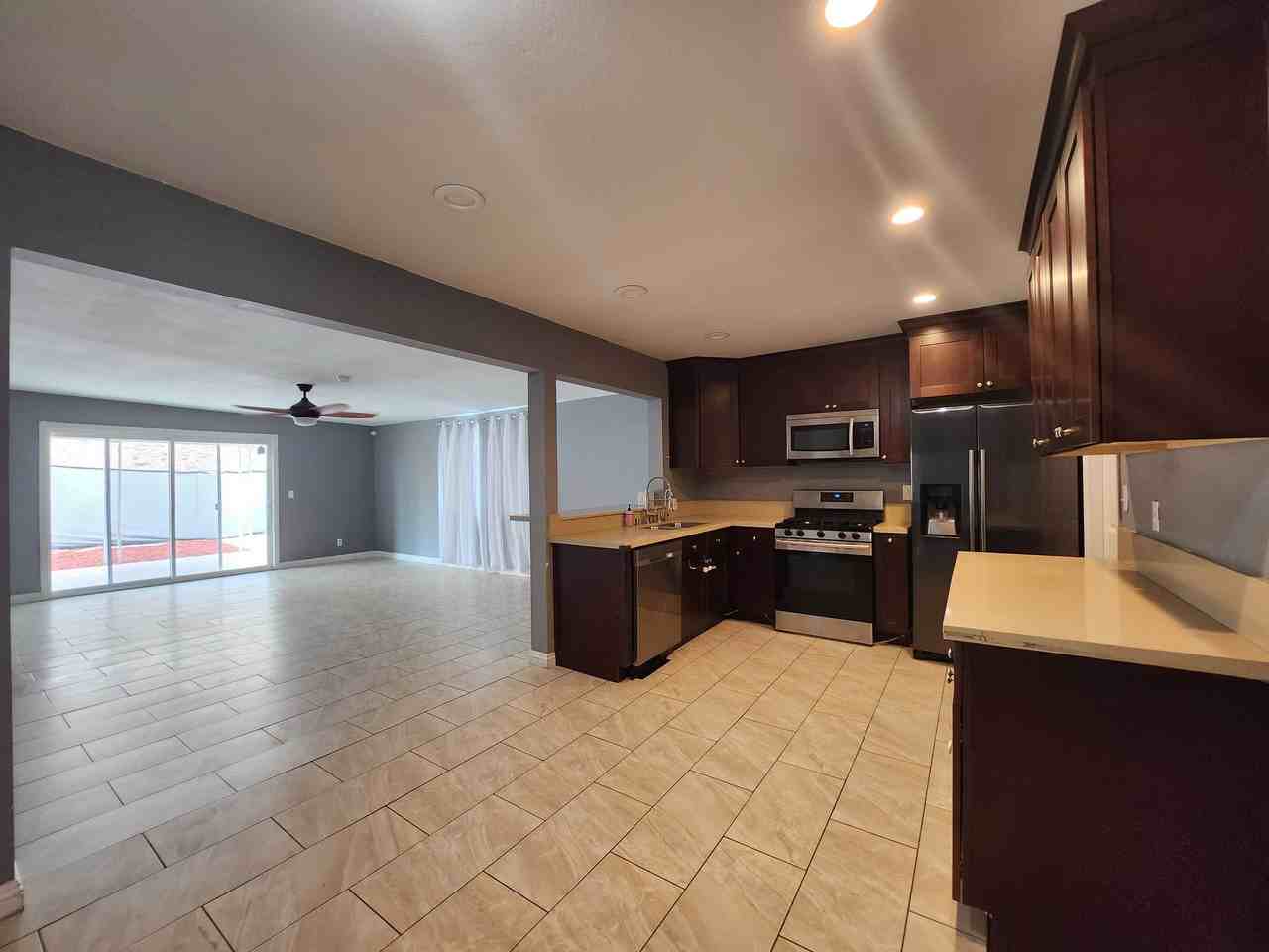 5880 Old Memory Ln - Photo 3 of 19