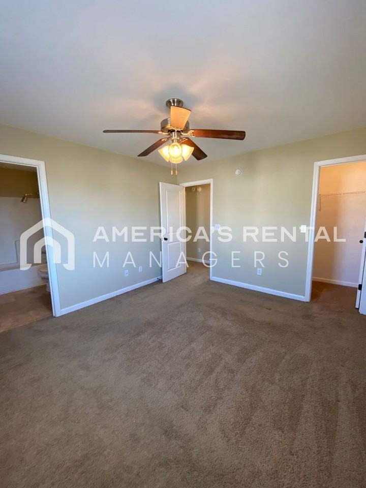 133 The Heights Dr - Photo 5 of 23