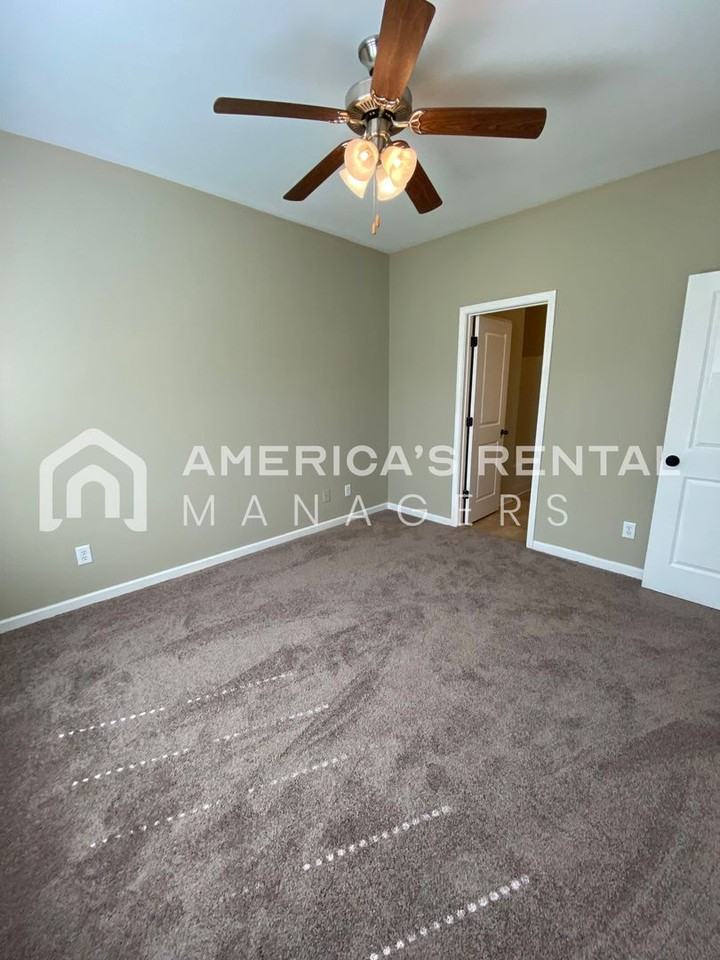 129 The Heights Dr - Photo 7 of 23
