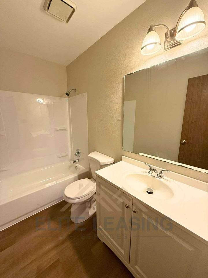 5611 Sw 36th Ter - Photo 7 of 10