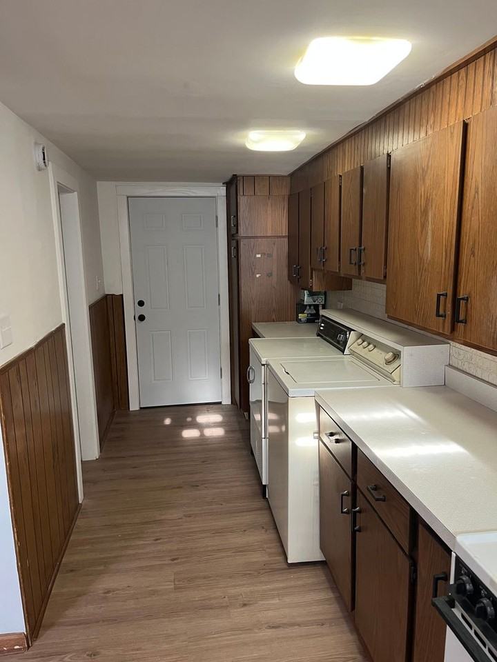 222 Cass St - Photo 3 of 14