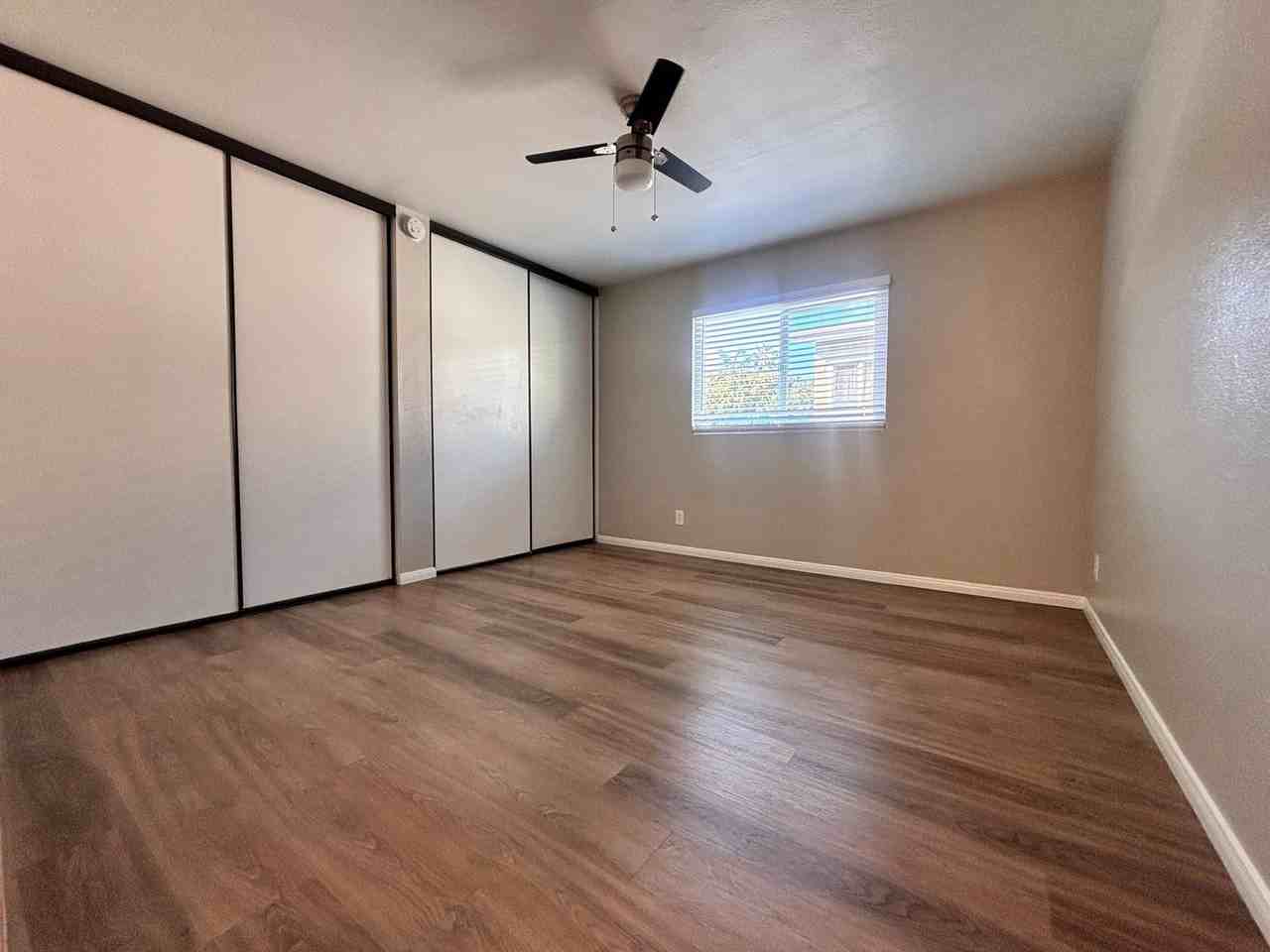 3746 Swift Ave - Photo 6 of 12