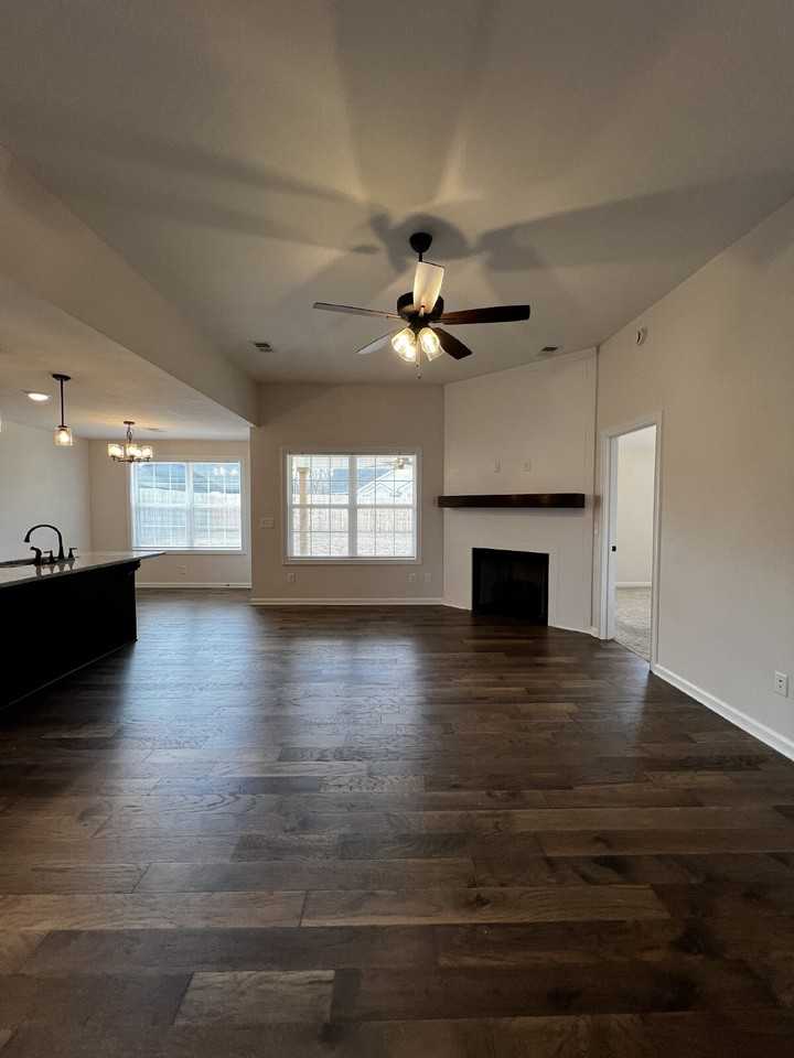 1506 Fredrick Dr - Photo 3 of 32
