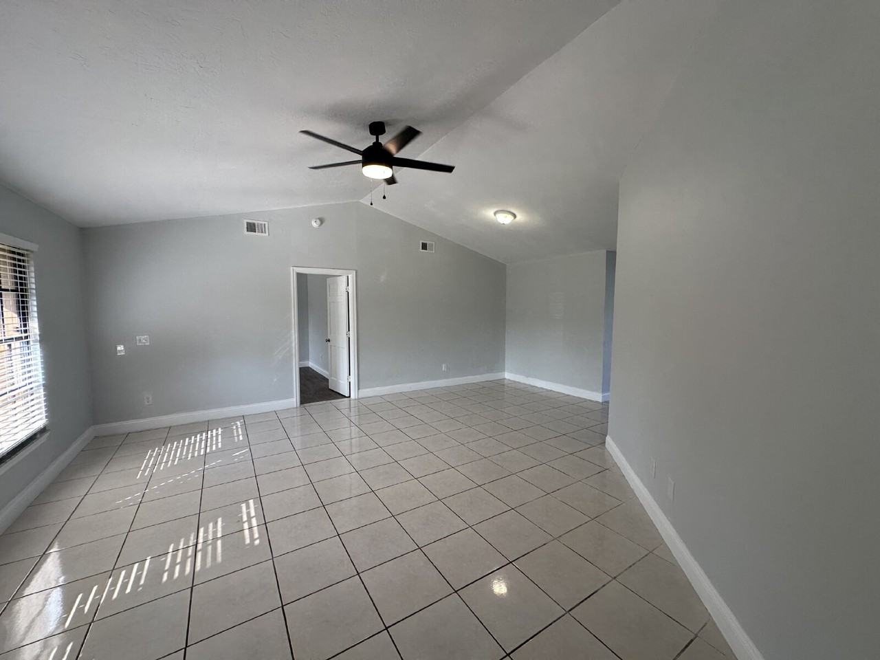 1573 Jasper Ave Nw - Photo 2 of 40