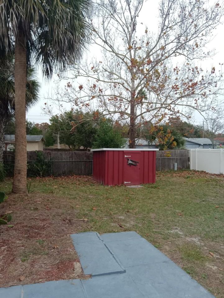 4404 Hagen Ave - Photo 2 of 27