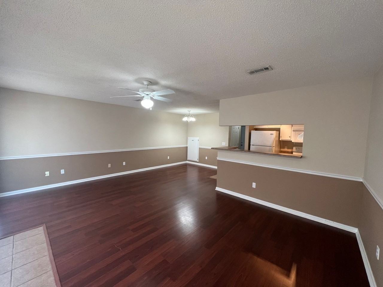 205 Wakefield Way - Photo 5 of 13