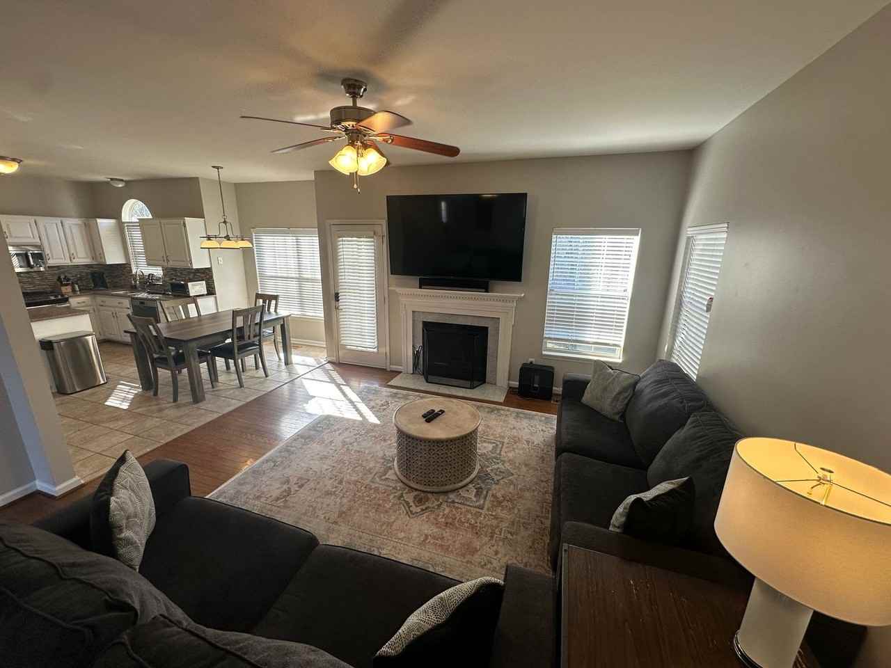 2402 Brookstone Pl - Photo 6 of 23