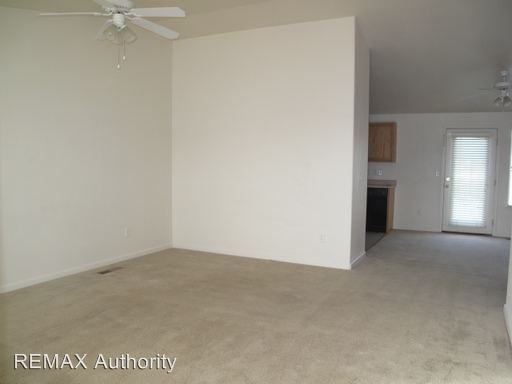 548 Brick Oven Ct - Photo 2 of 13