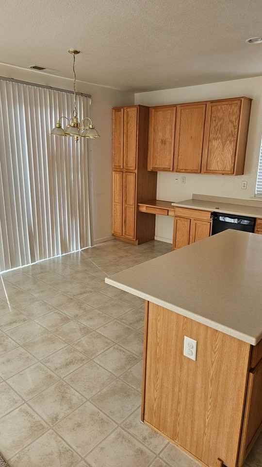 4216 Laguna Seca Ct - Photo 6 of 34