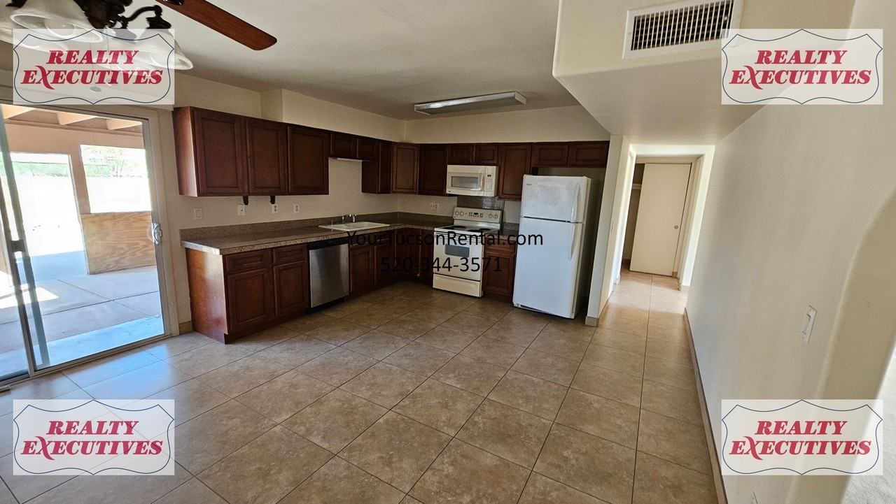 4732 W Calle Don Antonio - Photo 5 of 26