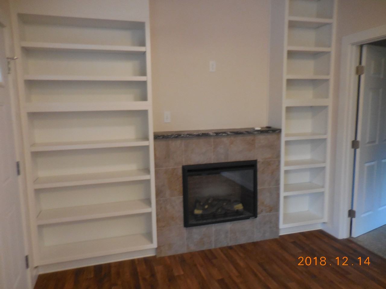 105 Sunrise Ave - Photo 2 of 12