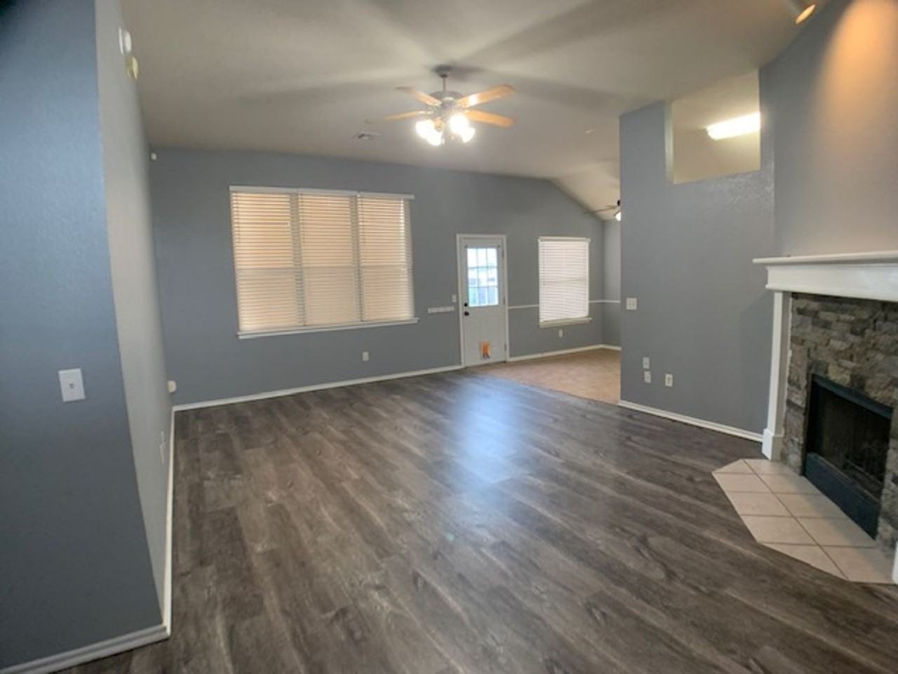 16313 Everglade Ln - Photo 2 of 22