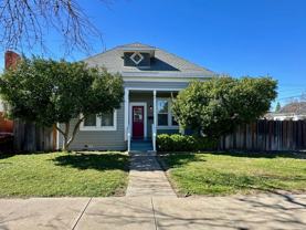 203 S Murdock Ave - Photo 1 of 1