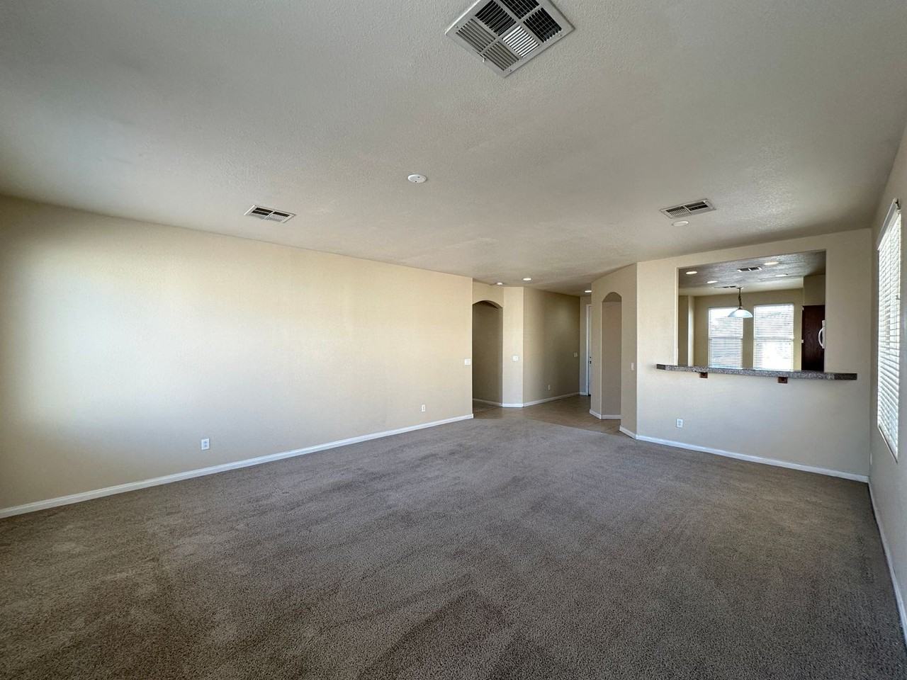 816 Bolivar Ave - Photo 5 of 20