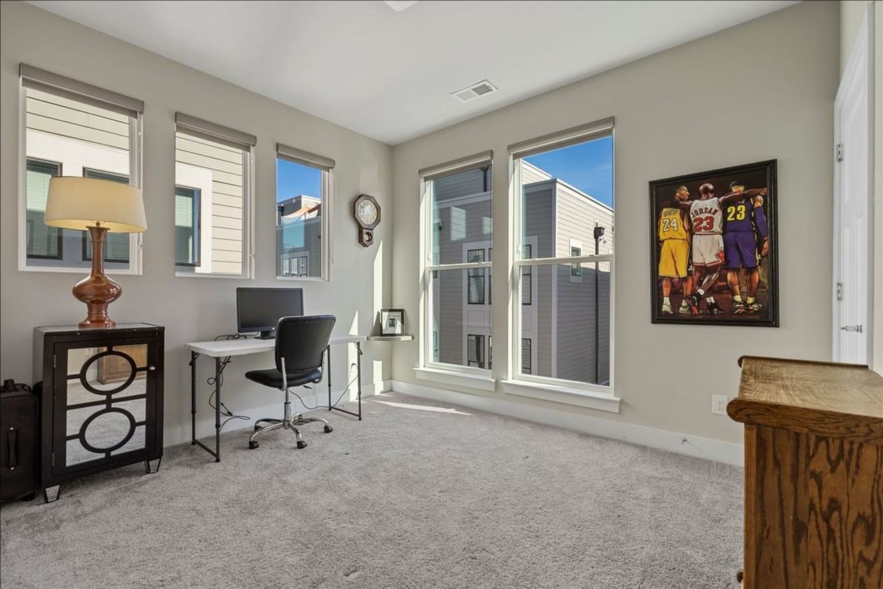 1621 Cannon View Ln - Photo 5 of 10