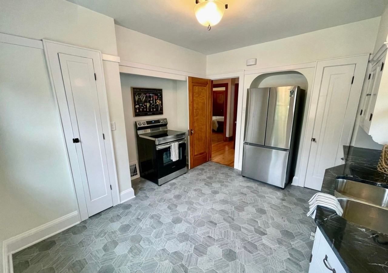 2621 N 69th St - Photo 5 of 15