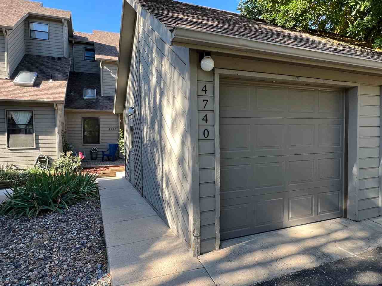 4740 Edison Ln - Photo 2 of 31