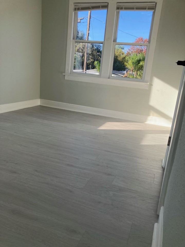634 Cypress St - Photo 6 of 17