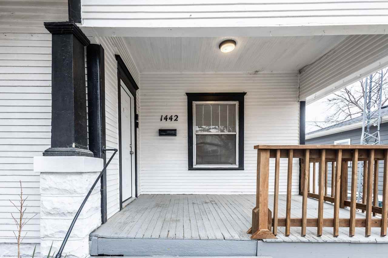 1442 Plum St - Photo 3 of 22
