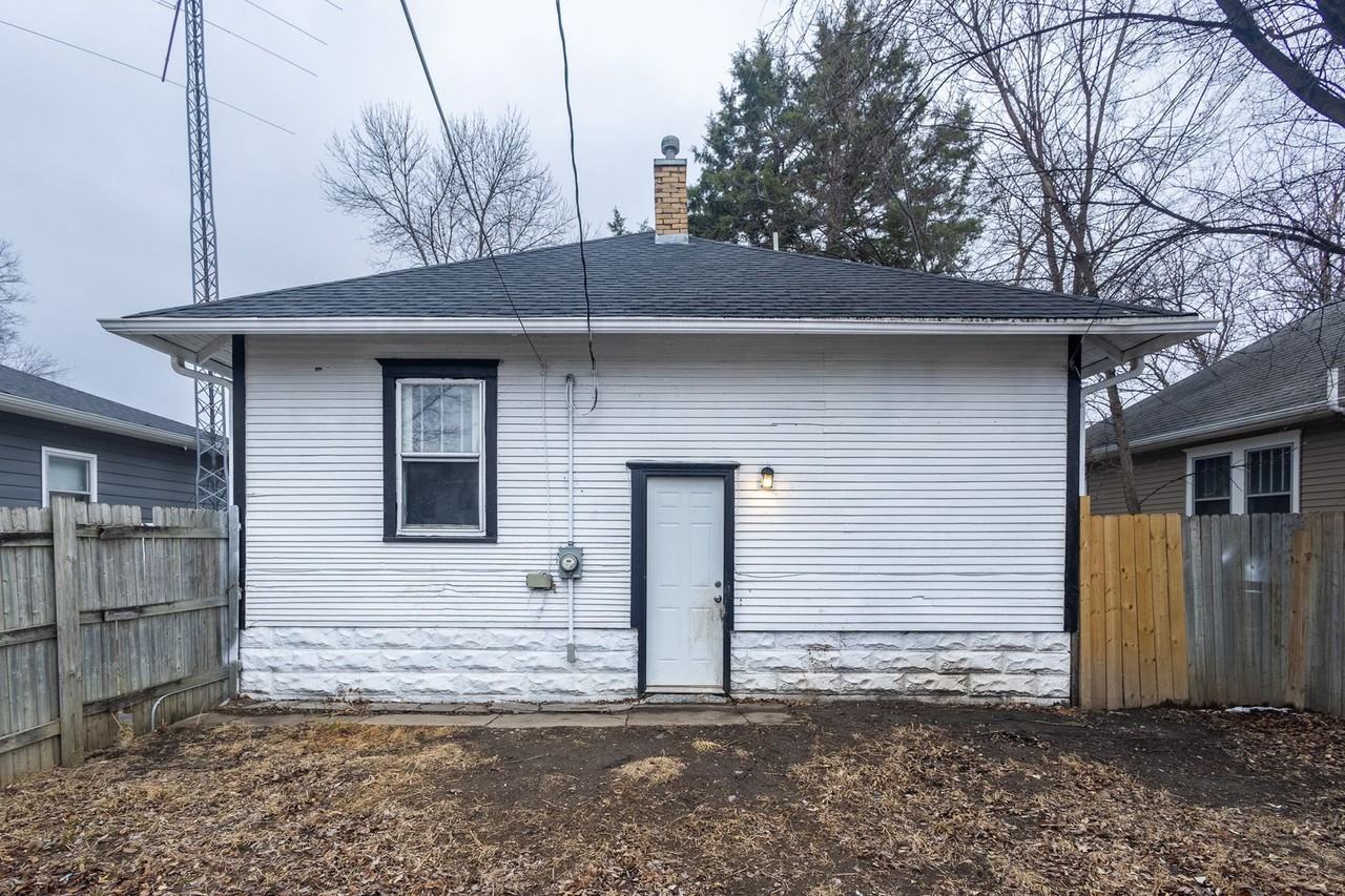 1442 Plum St - Photo 4 of 22