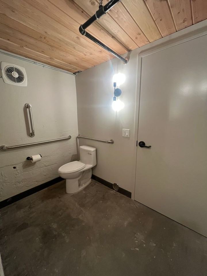 122 5th St - Photo 4 of 17