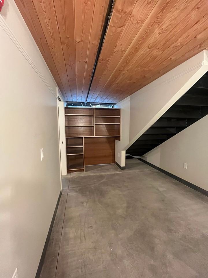 122 5th St - Photo 7 of 17