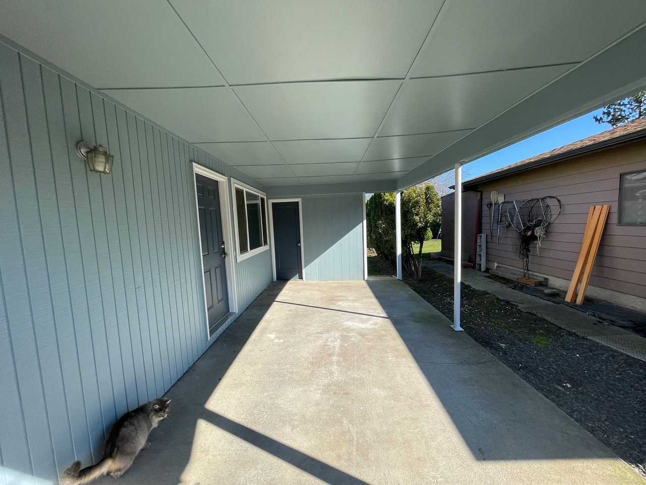 635 N Pershing St - Photo 2 of 31