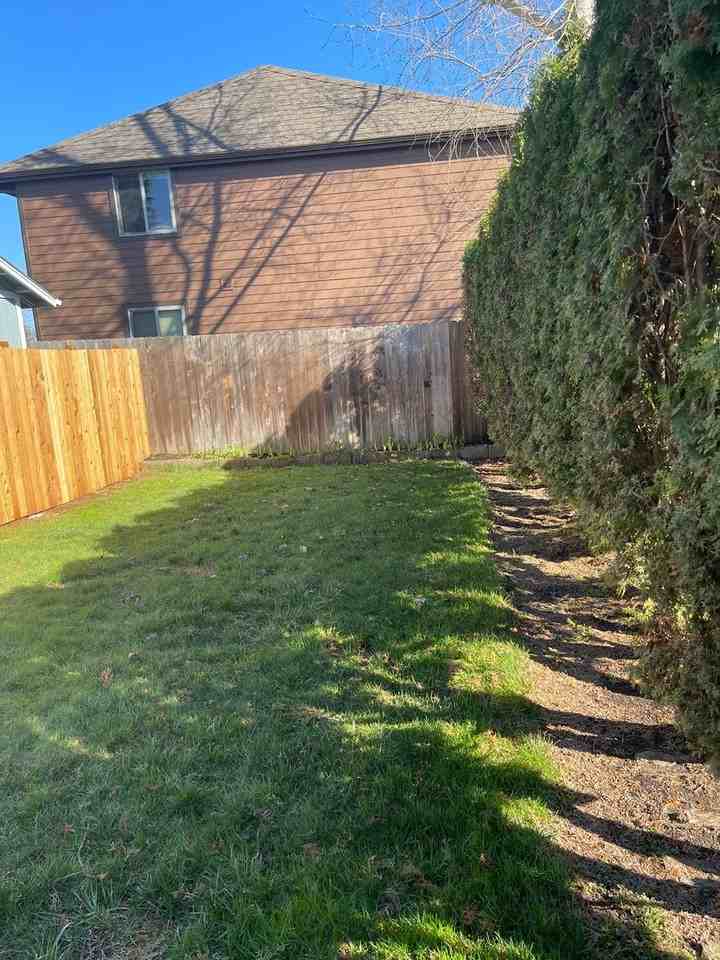 635 N Pershing St - Photo 3 of 31