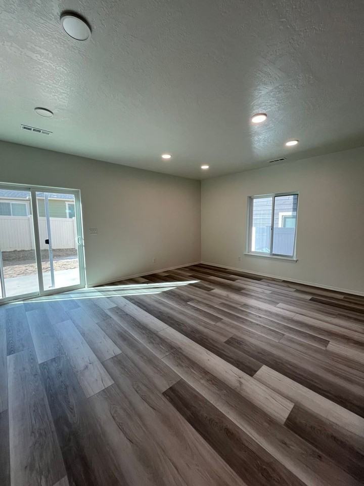 3702 S Roosevelt Pl - Photo 4 of 14