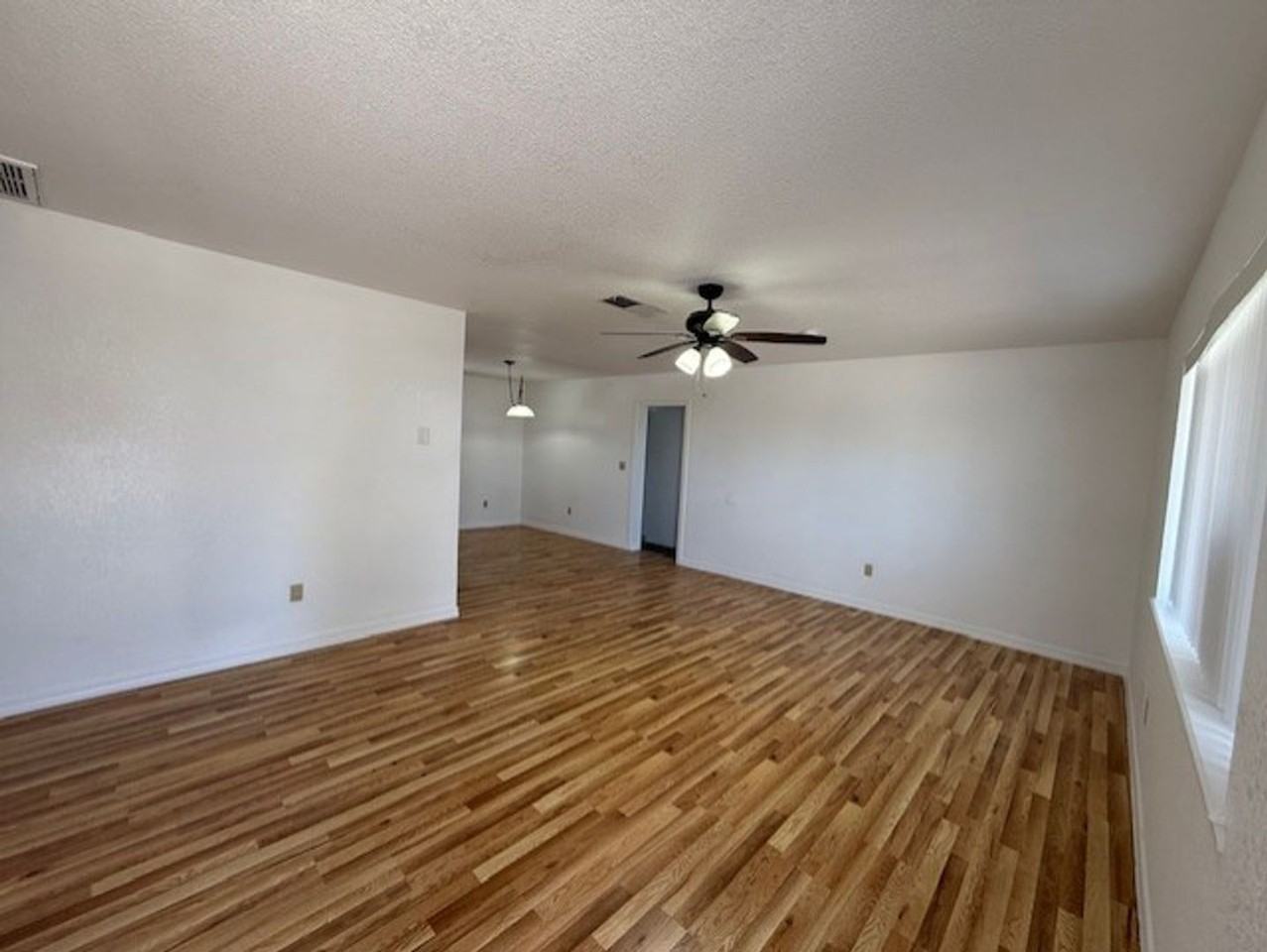 1324 S Ocotillo Dr - Photo 2 of 17