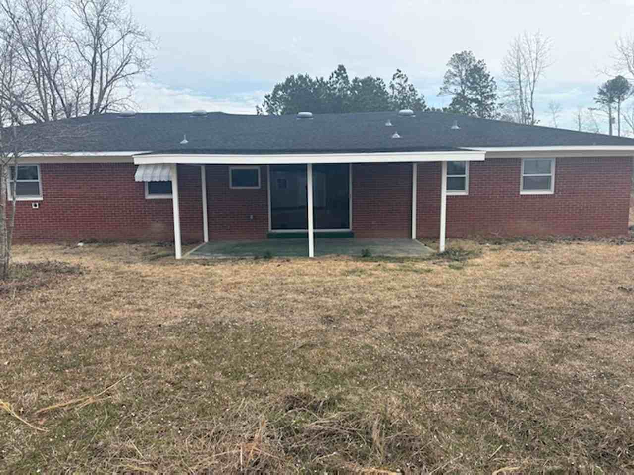 1701 Robert Hill Rd - Photo 2 of 16