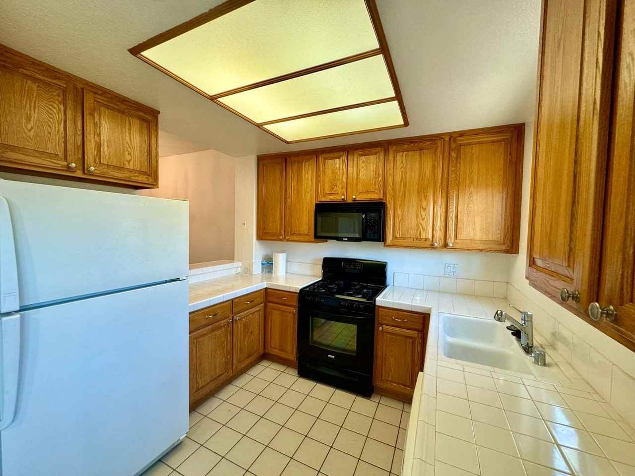 15146 Ocaso Ave - Photo 3 of 13