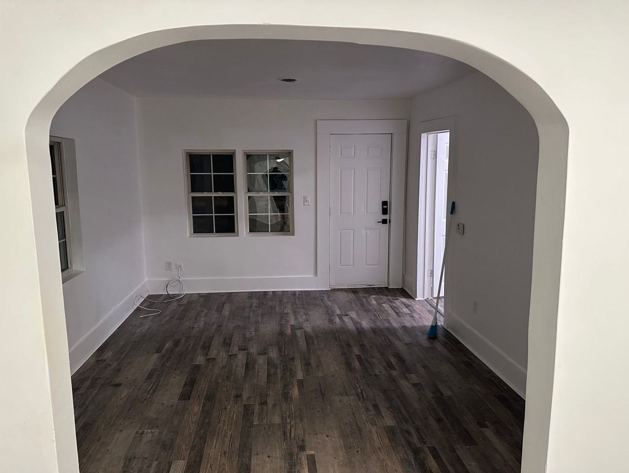 263 Fairview St - Photo 2 of 13