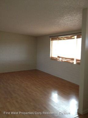 310 Elgin St - Photo 2 of 15