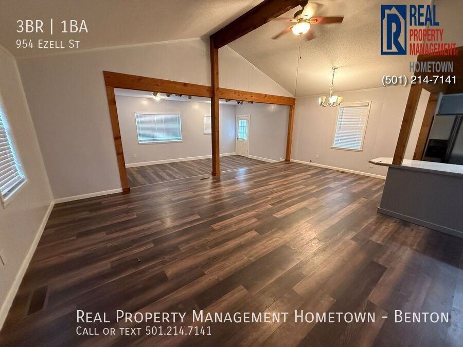 954 Ezell St - Photo 3 of 14